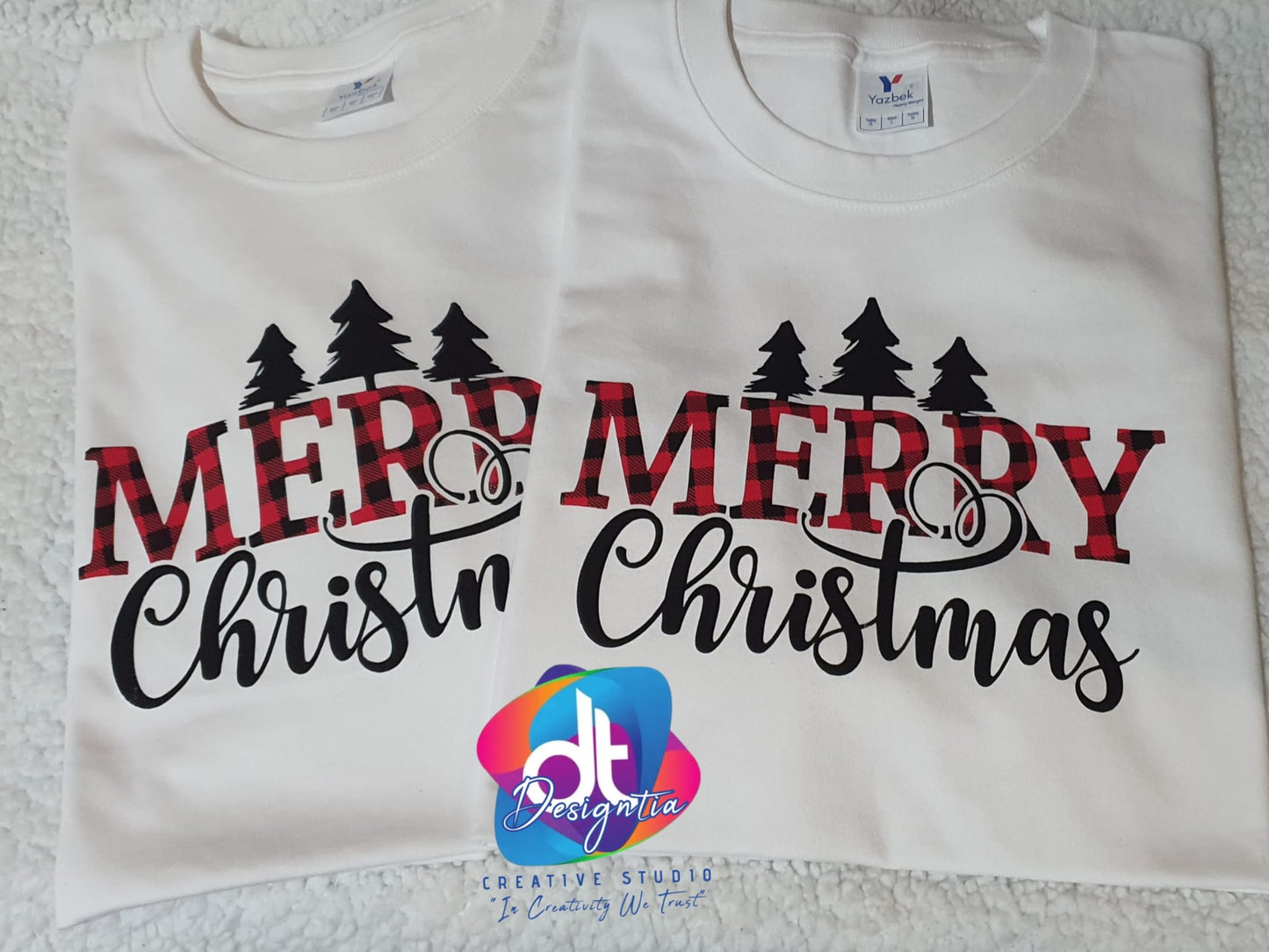 MERRY CHRISTMAS PATTERN TEE